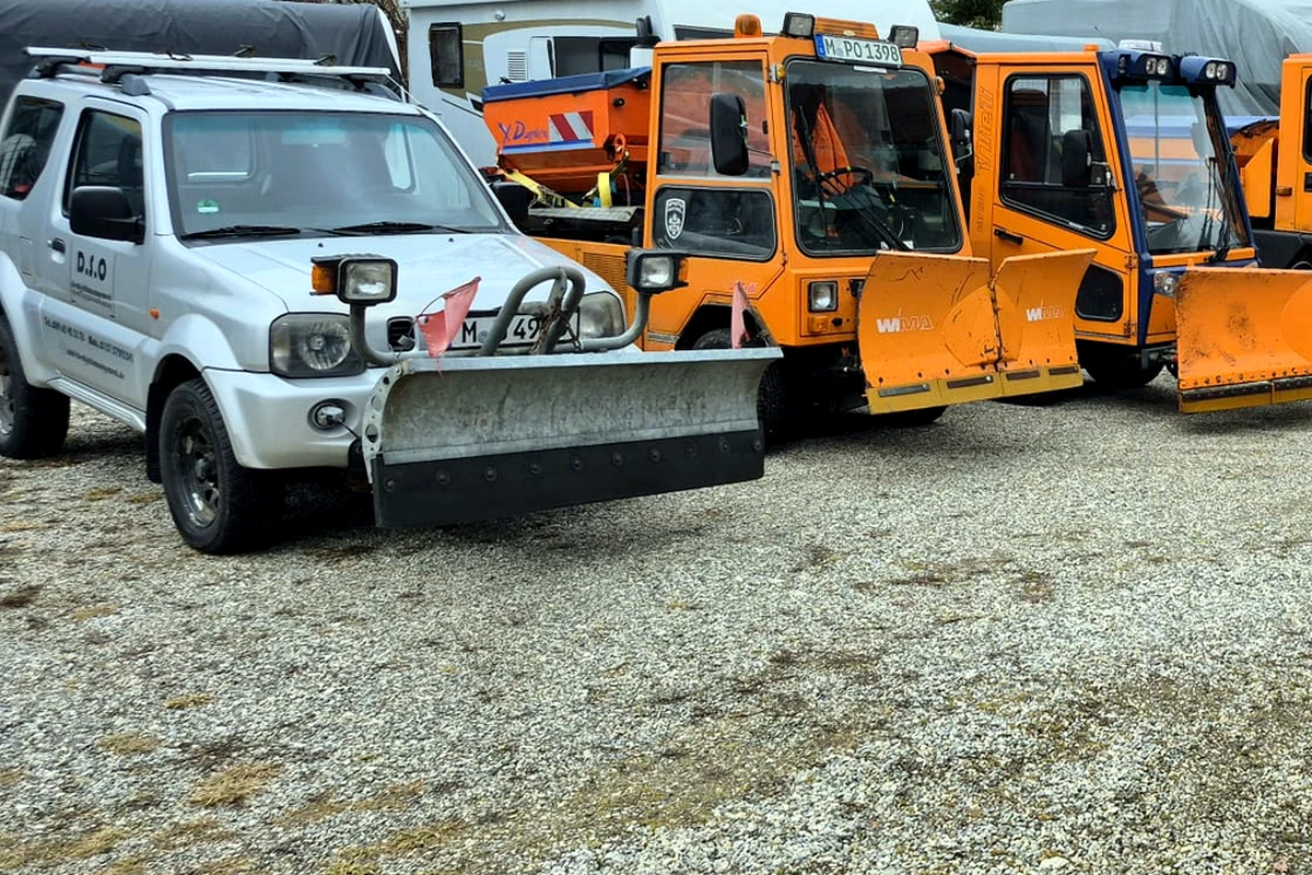 D.S.O Winterdienstfahrzeug und Kommunaltechnik aus dem Fuhrpark